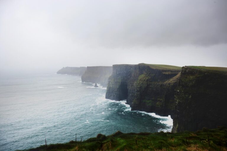 Cliffs of Moher Tours from Dublin: Explore Ireland’s Natural Beauty!