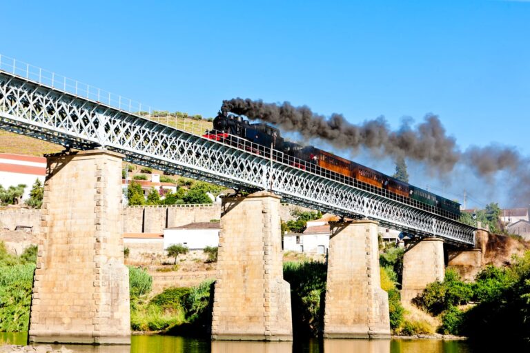Lisbon to Porto Train: Your Guide to Scenic Travel in Portugal